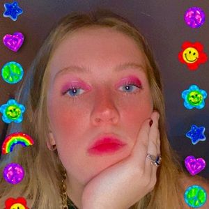 HEY! Your friendly neighborhood Kate!